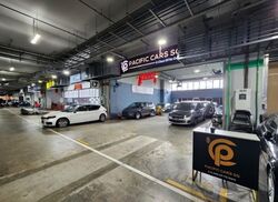 Carros Centre (D25), Factory #614447261